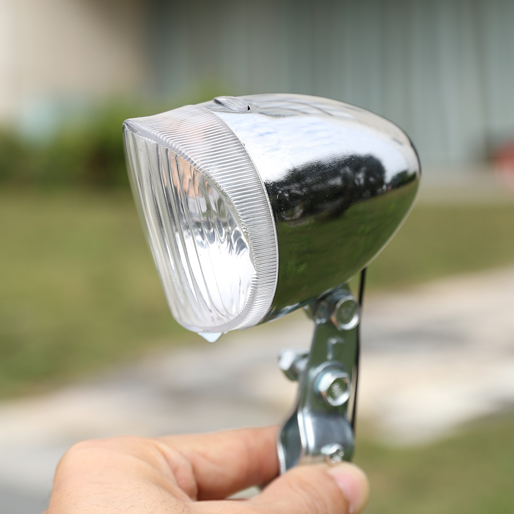 自転車サイクリングダイナモライトセット 安全設計 電池不要  - Bike Dynamo Light のレビューと価格